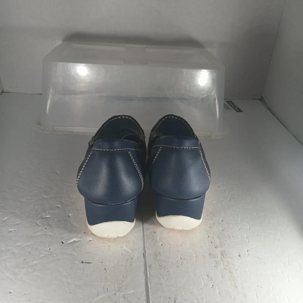 St. John's Bay Ebina Wedge Loafers 7M Navy Blue Preppy Nautical Comfort Career